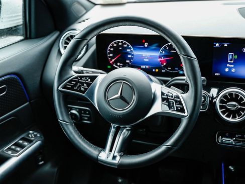 Used 2025 Mercedes-Benz GLA 250 GLA 250 image 13