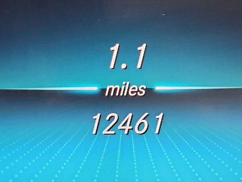 Used 2021 Mercedes-Benz GLC 300 4MATIC image 17