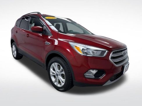 Used 2018 Ford Escape SE AWD/4WD image 2