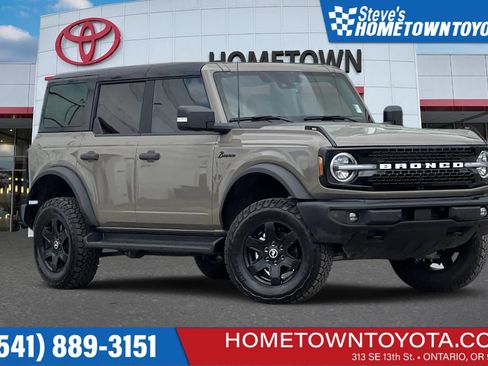 Used 2025 Ford Bronco Outer Banks AWD/4WD image 1