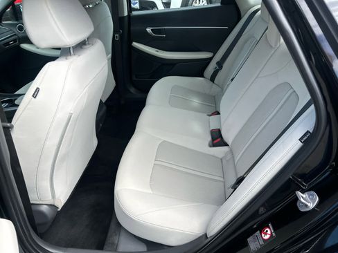 Used 2023 Hyundai Sonata SE FWD image 22