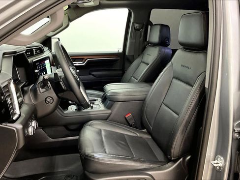 Used 2023 GMC Sierra 1500 Denali w/ Denali Reserve Package image 8