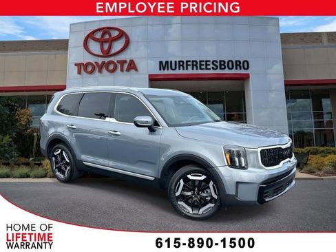 Used 2024 Kia Telluride S w/ S Sunroof Package image 1