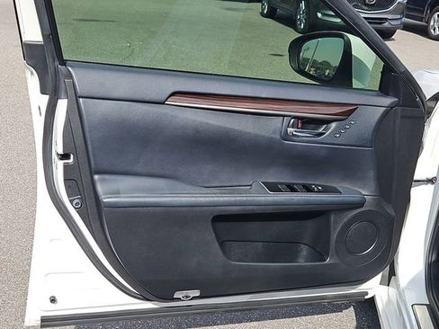 Used 2016 Lexus ES 350 image 18