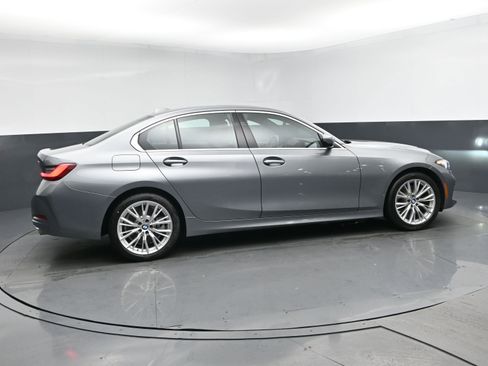 Used 2024 BMW 330i Sedan image 3