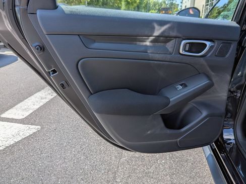 Used 2024 Honda Civic Sport image 26