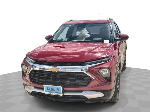 Certified 2026 Chevrolet TrailBlazer LT FWD image 1