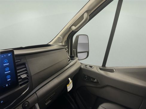 New 2026 Ford Transit 250 148 High Roof image 14