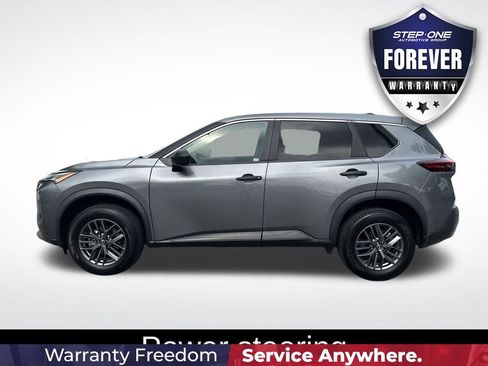 Used 2023 Nissan Rogue S FWD image 4