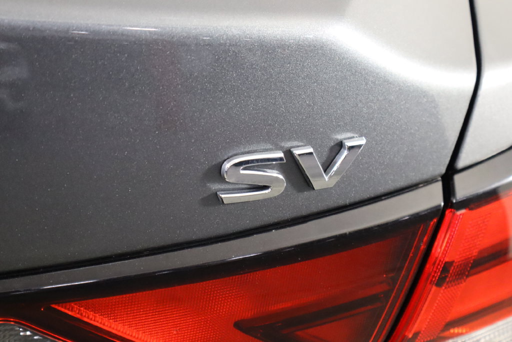 Used 2024 Nissan Sentra SV FWD image 41