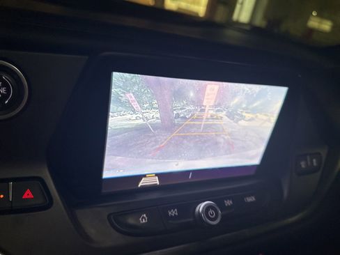 Used 2020 Chevrolet Blazer LT FWD image 6