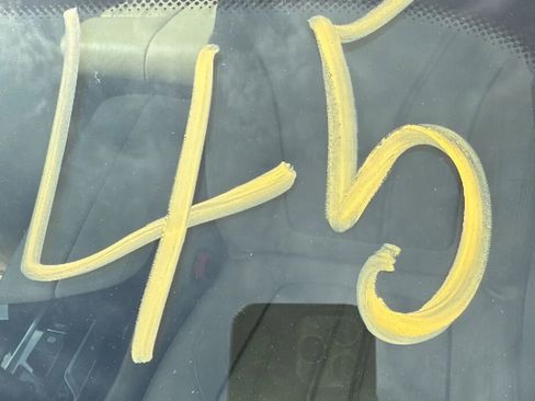 Used 2017 BMW 530i xDrive image 32