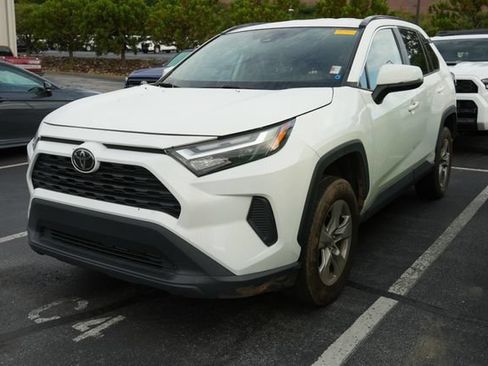 Used 2023 Toyota RAV4 XLE FWD image 3