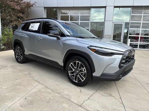 New 2026 Toyota Corolla Cross XLE AWD/4WD image 2