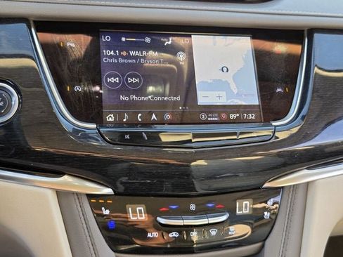 Used 2024 Cadillac XT6 Premium Luxury AWD/4WD image 21