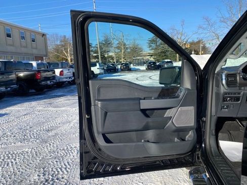 Used 2023 Ford F150 Lariat w/ Equipment Group 502A High image 24