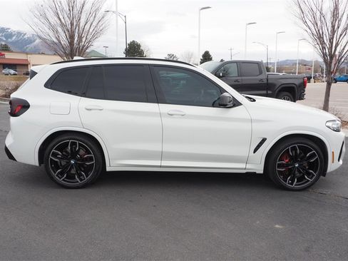 Used 2022 BMW X3 M40i image 4
