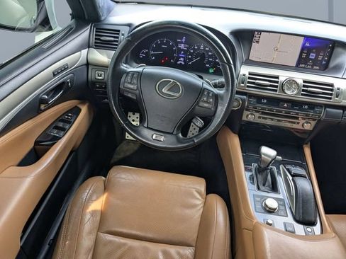 Used 2016 Lexus LS 460 w/ F Sport Package RWD image 14