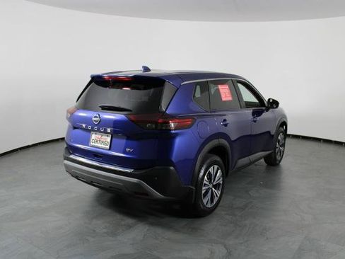 Certified 2022 Nissan Rogue SV FWD image 16