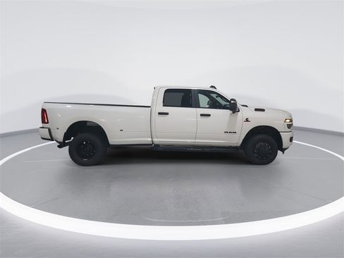 Used 2025 RAM 3500 Big Horn image 9