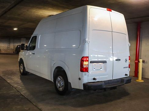 Used 2018 Nissan NV 2500 SV w/ Navigation Package RWD image 8
