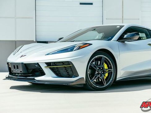 Used 2021 Chevrolet Corvette Stingray Premium Cpe w/ Z51 Performance Package image 25