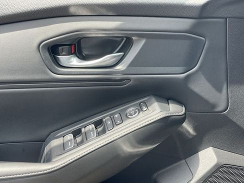 Used 2025 Honda Accord Sport image 23
