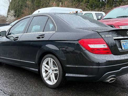 Used 2013 Mercedes-Benz C 300 C 300 Sport 4MATIC AWD 4dr Sed image 1