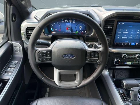Used 2025 Ford F150 Lariat AWD/4WD image 26