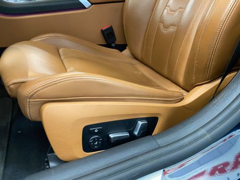 Used 2025 BMW M850i xDrive image 19