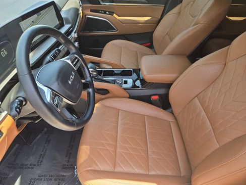 Certified 2024 Kia Telluride EX X-Line AWD/4WD image 18