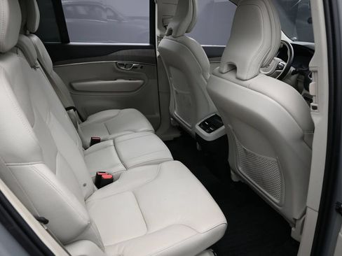 Used 2025 Volvo XC90 B5 Plus w/ Protection Package AWD/4WD image 31