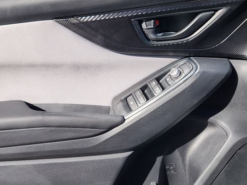 Used 2021 Subaru Crosstrek 2.0i Premium w/ Moonroof Package image 24