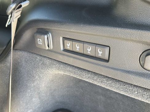 Used 2021 Jeep Grand Cherokee L Overland w/ Luxury Tech Group IV image 31