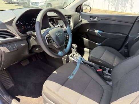 Used 2018 Hyundai Accent SE FWD image 17