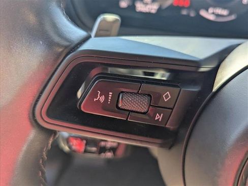 Used 2024 Porsche Cayenne image 10