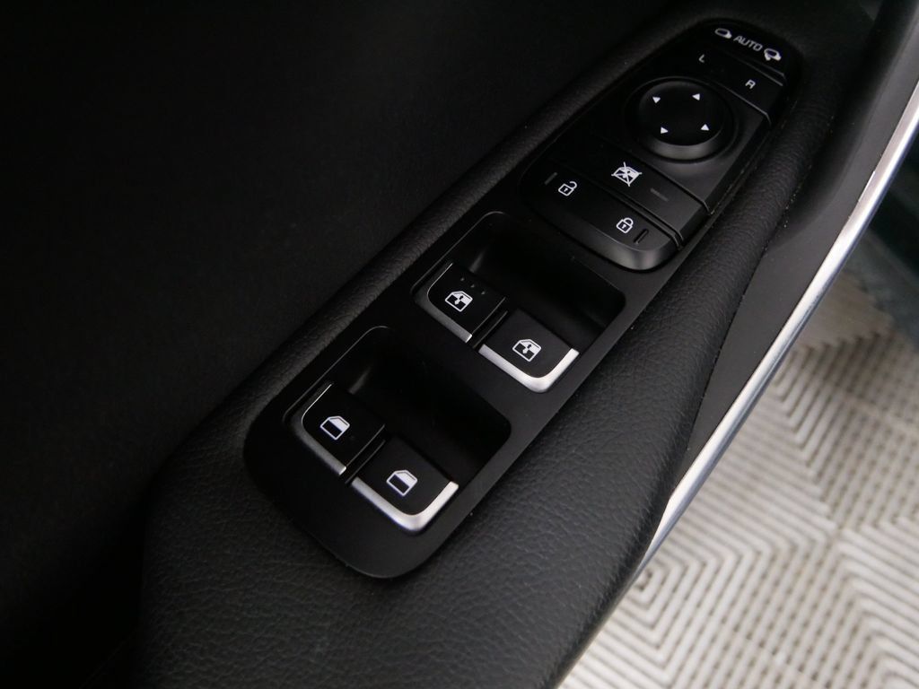 Used 2022 Kia Stinger GT-Line w/ Sun & Sound Package AWD/4WD image 17