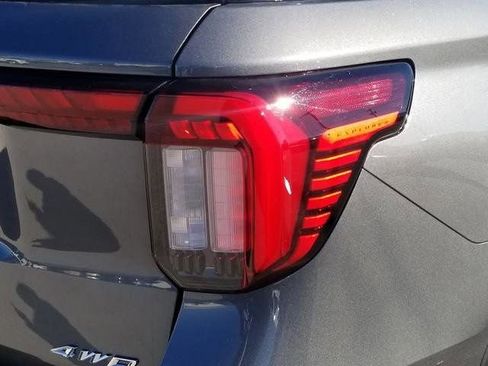 New 2026 Ford Explorer Active w/ Active Comfort Package image 11