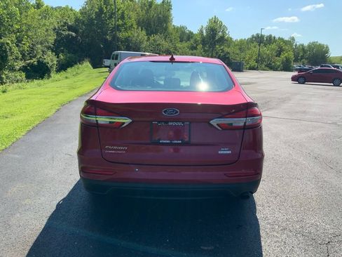 Used 2020 Ford Fusion SE FWD image 11