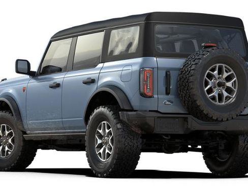 New 2025 Ford Bronco Badlands image 2