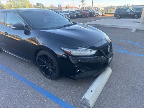 Used 2019 Nissan Maxima SR w/ Premium Package image 12