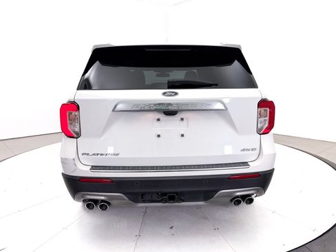 Used 2021 Ford Explorer Platinum w/ Equipment Group 601A AWD/4WD image 19