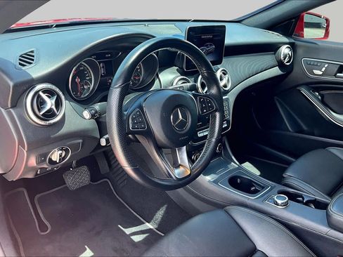 Used 2019 Mercedes-Benz CLA 250 image 18