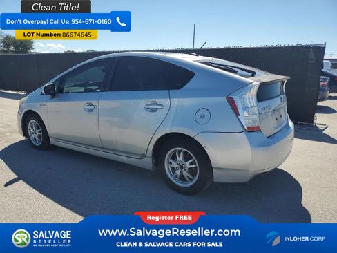 Used 2010 Toyota Prius image 3