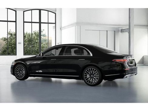 Used 2025 Mercedes-Benz S 580 4MATIC Sedan image 31