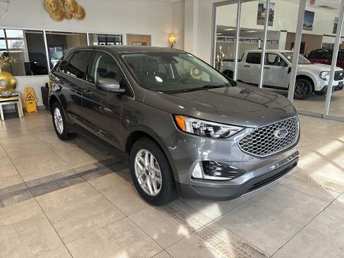 Certified 2023 Ford Edge SEL w/ Convenience Package image 1