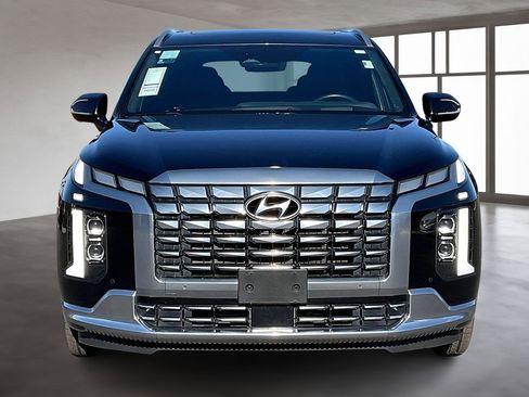 Used 2024 Hyundai Palisade Calligraphy image 2