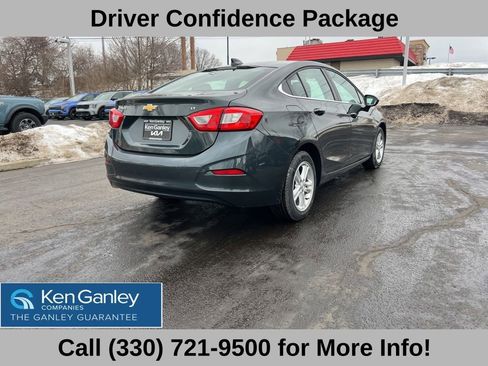 Used 2018 Chevrolet Cruze LT w/ Convenience Package image 8