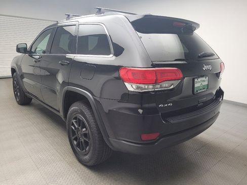 Used 2018 Jeep Grand Cherokee Laredo AWD/4WD image 5