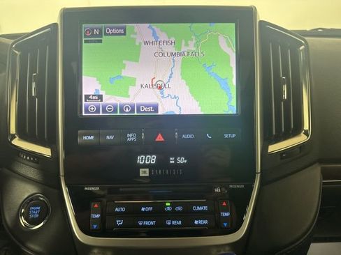 Used 2020 Toyota Land Cruiser Heritage Edition image 15